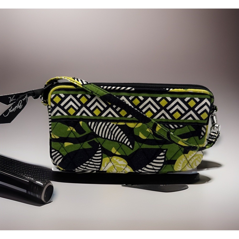 Vera Bradley Wristlet "La Neon Rose" Pattern